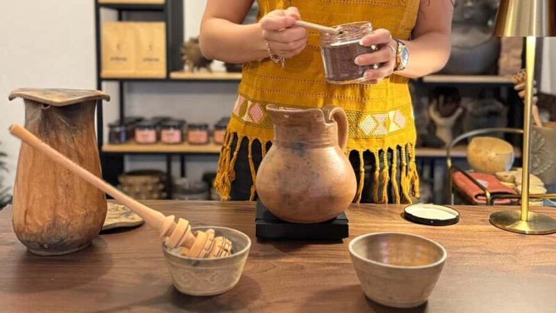 Mexico City: Small Mexican Chocolate Tasting with Locals - Discovering Mexican Chocolate: An Authentic Flavor Journey