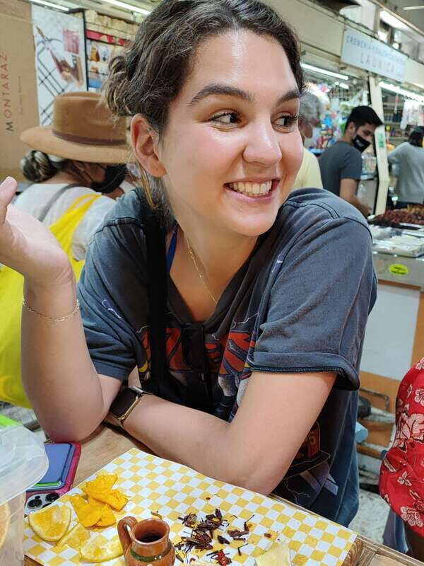 Mexico City: Tequila vs Mezcal - At an Exotic Market's Stall - An Introduction to Mexican Spirit Traditions