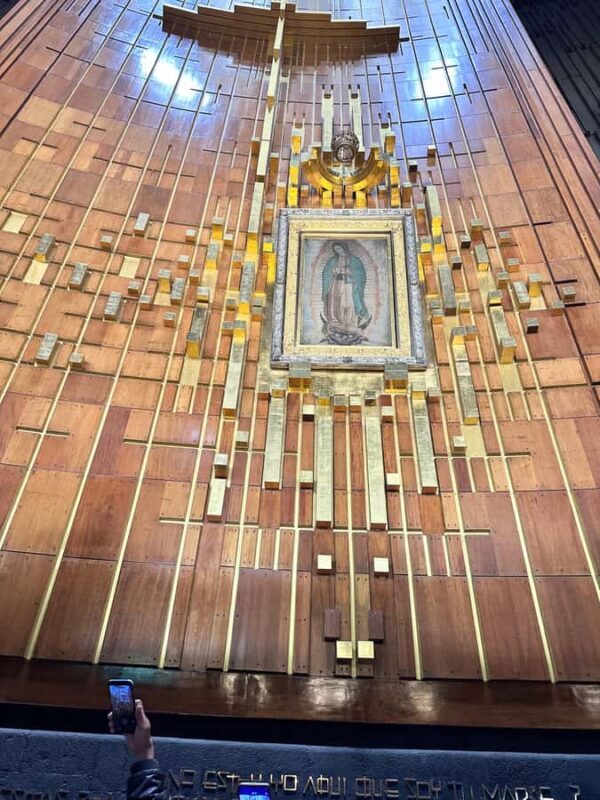 Mexico City: Walk in the Basilica of Guadalupe with Guadalupano Museum - FAQ