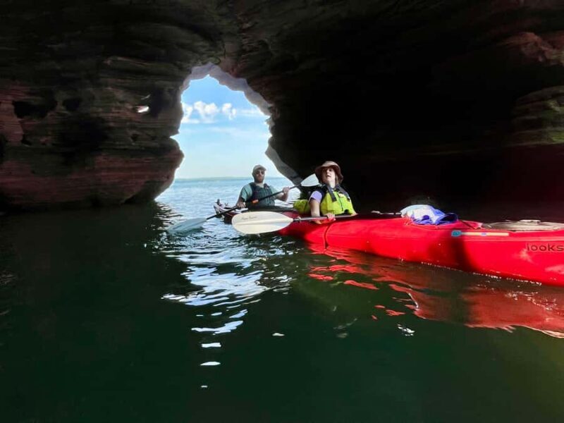 Meyers Beach: Apostle Islands Sea Cave Kayak Tour - Key Points