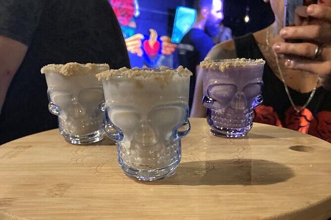 Mezcal vs. Tequila Cocktail Tasting in a Cantina - In-Depth Breakdown of the Experience