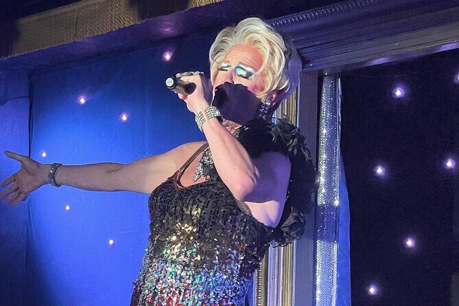 MHT Lanzarote - Music Hall Tavern - Comedy Drag Dinner Show - Who Is This Experience Best For?