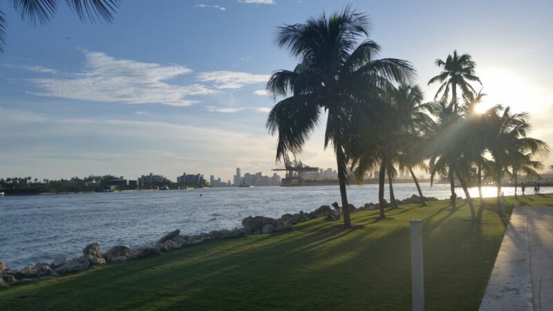 Miami: 2-Hour Art Deco Bike Tour - Practical Tips for the Tour