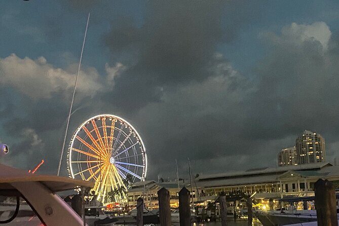 Miami: 4th of July Fireworks Cruise on Biscayne Bay - A Closer Look at the Experience