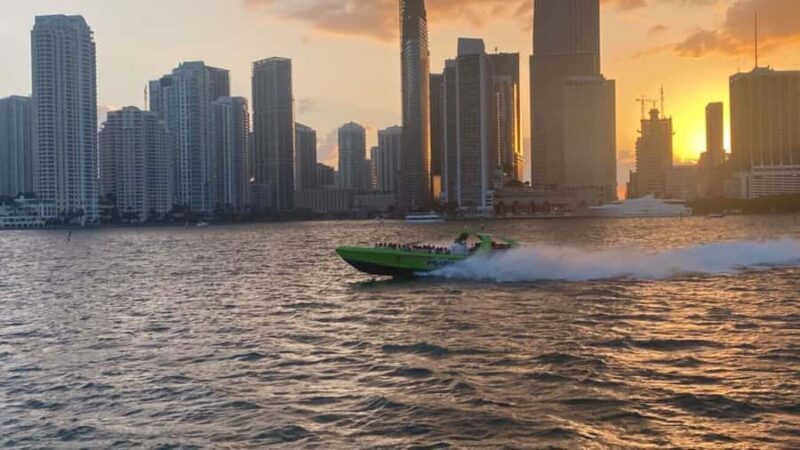 Miami: 4th of July Fireworks Speedboat Viewing Cruise - Key Points