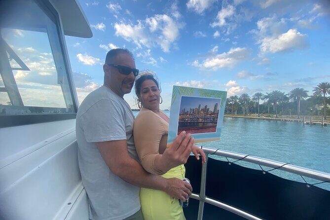 Miami 75 Min Boat Tour Biscayne Bay and Celebrity Homes Island - An In-Depth Look at the Biscayne Bay Boat Tour