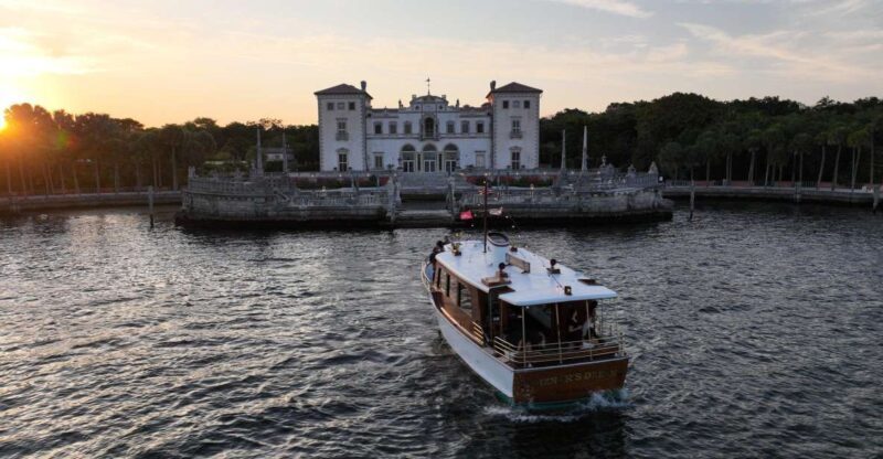 Miami Beach: Vizcaya Sunset Cruise Includes Food and Drink - Venetian Islands and Celebrity Homes
