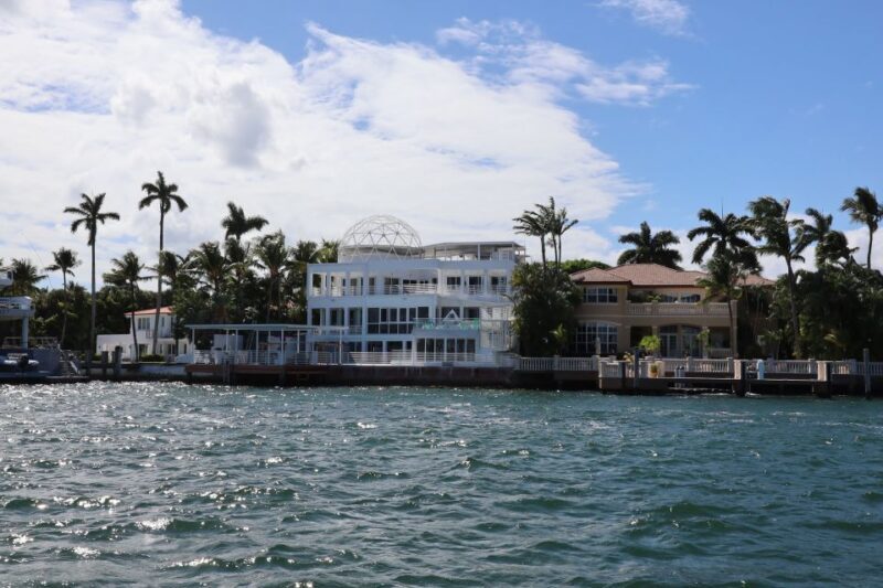 Miami Biscayne Bay: Hop-on Hop-off Boat Cruise - What To Expect on This Water Taxi
