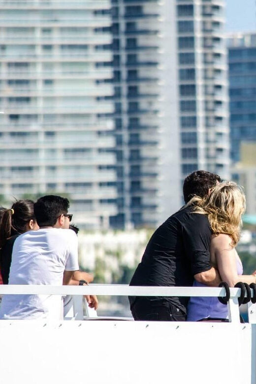 Miami: Biscayne Bay Millionaire's Homes Sightseeing Cruise - The Itinerary: What You’ll See and Experience