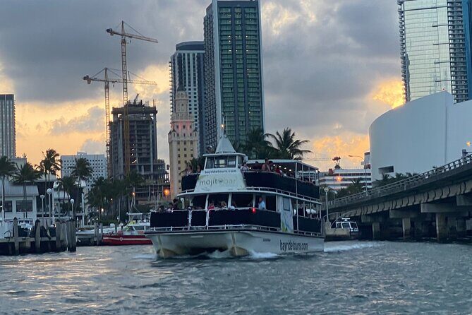 Miami: Biscayne Bay Star Island Sightseeing Cruise+Miami Skyline - The Experience in Detail: What to Expect on the Biscayne Bay Cruise