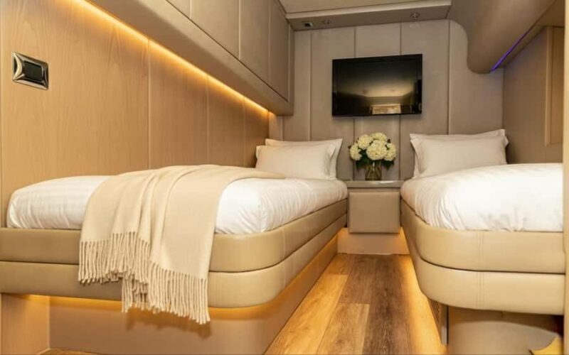 Miami: Biscayne Bay Yacht Cruise with Water Toys - FAQ