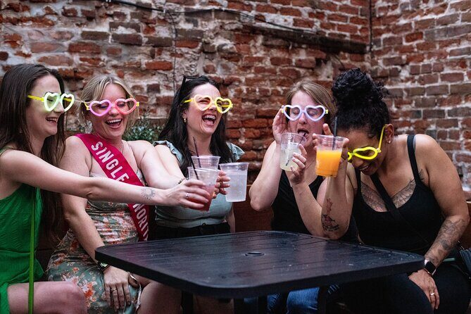 Miami Boos and Booze Haunted Pub Crawl - Key Points