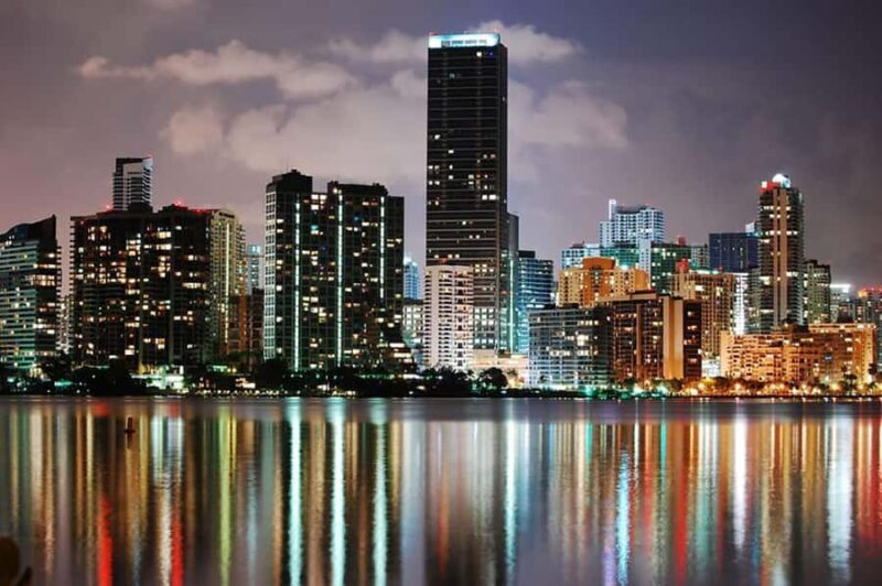 Miami by Night: City and Beach Lights Panoramic Tour - Who Should Consider This Tour