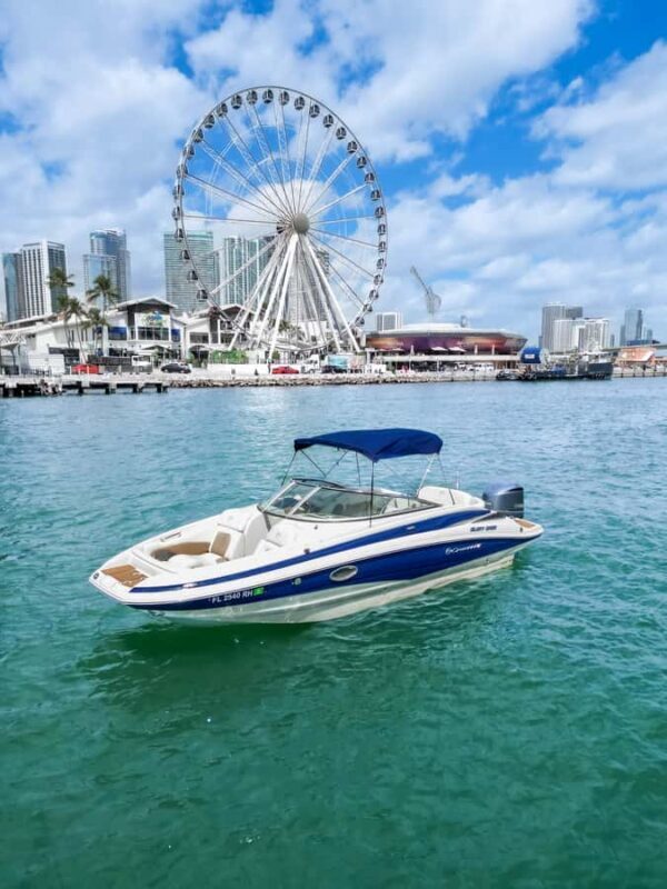 Miami: Celebrity mansions home tour & Private island charter - The Value of a Private Boat Experience
