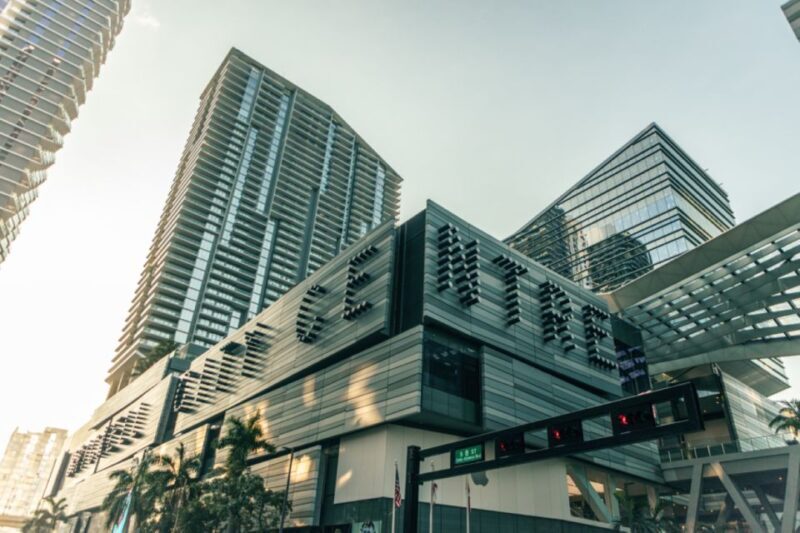 Miami: City Tour and Thriller Speedboat Adventure - Who Should Book This Tour?