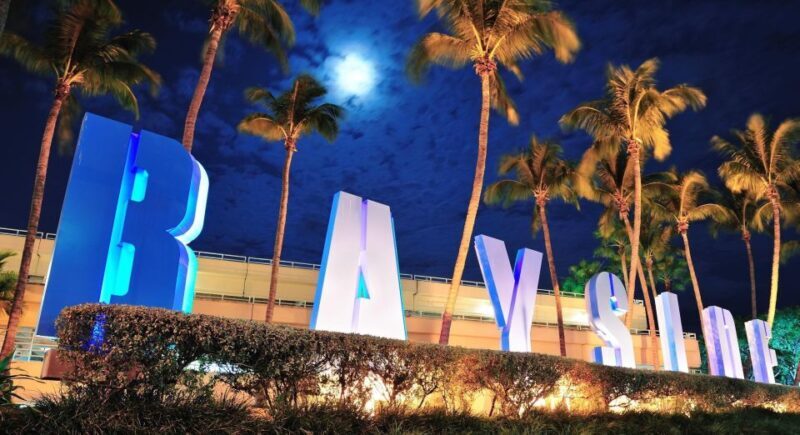 Miami City tour & Boat Tour - Exploring Miami from Land and Sea