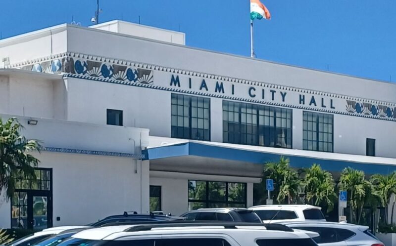 Miami: City Tour & Cruise of Biscayne Bay - FAQs