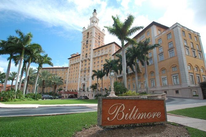 Miami Colors- City Tour with Round Trip Transportation Included - An In-Depth Look at the Miami Colors Tour