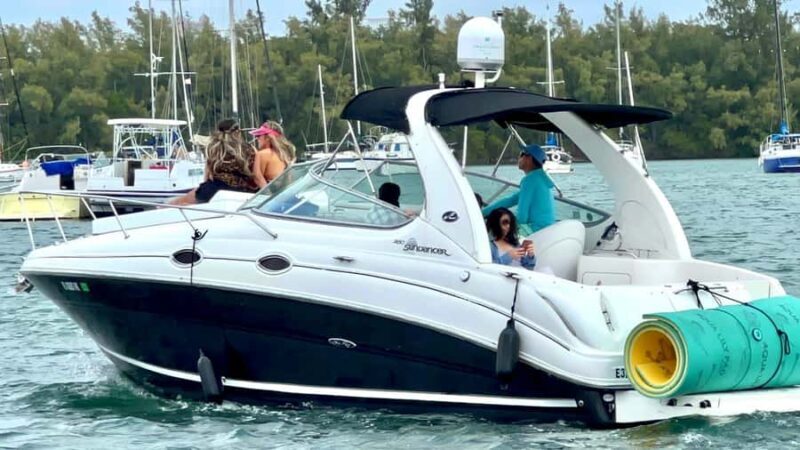 Miami: Day or Night Private Boat Rental / Special Promo - A Closer Look at the Miami Private Boat Rental