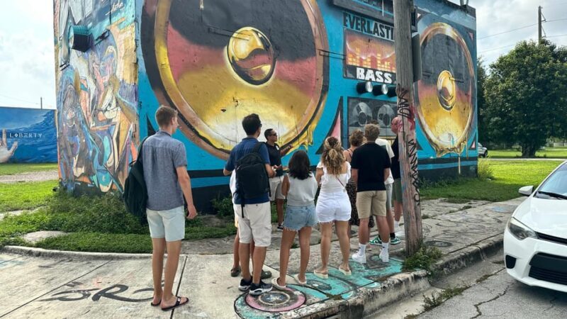 Miami: highlights Walking & Sightseeing tour - FAQs