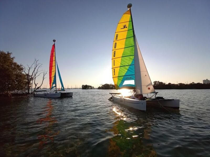 Miami: Intimate Sailing in Biscayne Bay w/ Food and Drinks - The Sum Up