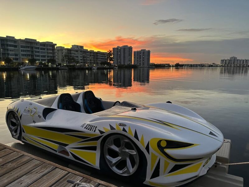Miami: Jetcar tour - A Deep Dive into the Miami Jetcar Tour Experience