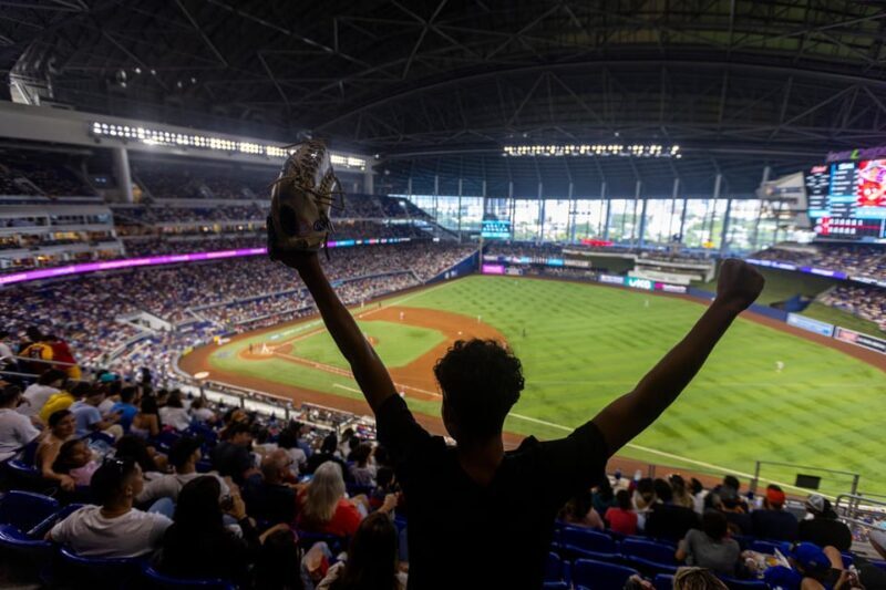 Miami Marlins Baseball Game Ticket at LoanDepot Park - The Venue: LoanDepot Park