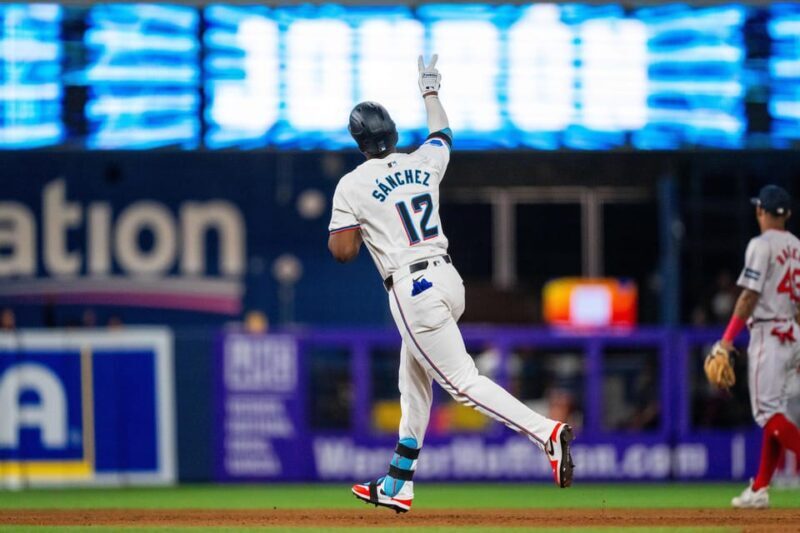 Miami Marlins Baseball Game Ticket at LoanDepot Park - Entertainment and Extras