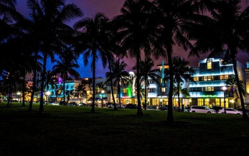 Miami: Open-top Bus Sightseeing Night Tour with Live Guide - Final Thoughts