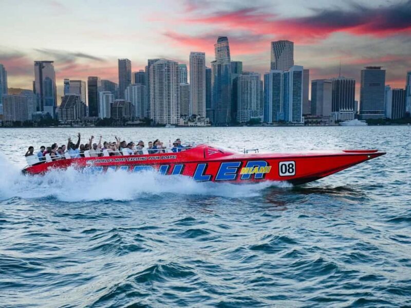 Miami: Personalized Tour: Biscayne Bay Speedboat by Pintours - The App-Guided Experience