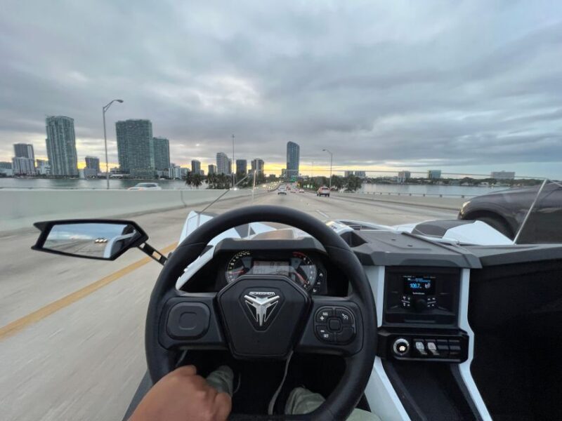 Miami: Polaris Slingshot Rental - Key Points