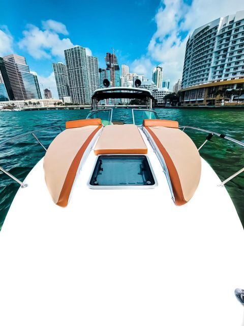 Miami: Private Boat Cruise & Guided Scenic Tour - An Authentic Look at the Experience