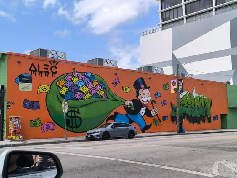 Miami: Private Tour in a Convertible Mustang (French) - The Sum Up