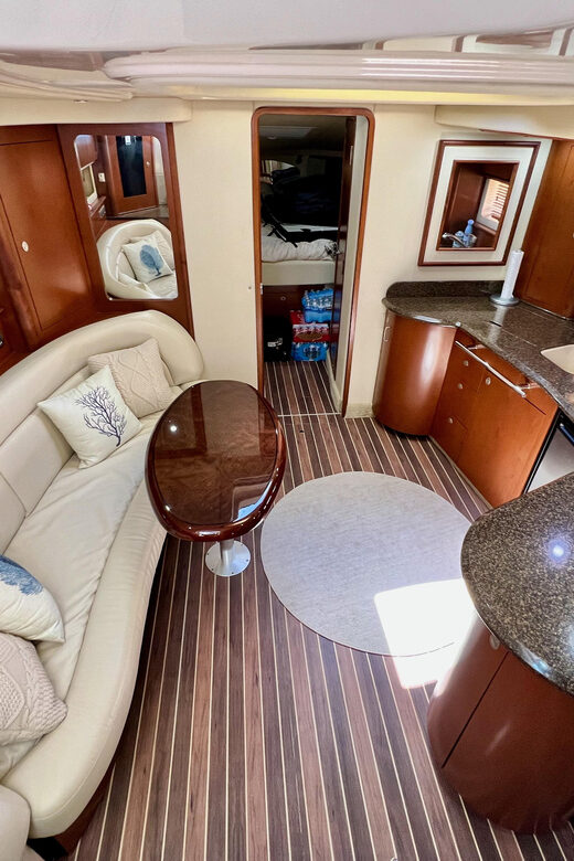 Miami: Private Yacht Charter - An In-Depth Look at the Miami Private Yacht Experience
