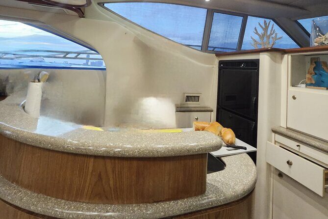 Miami Private Yacht cruise, enjoy the Biscayne bay luxury tours - Who Is This Tour Perfect For?