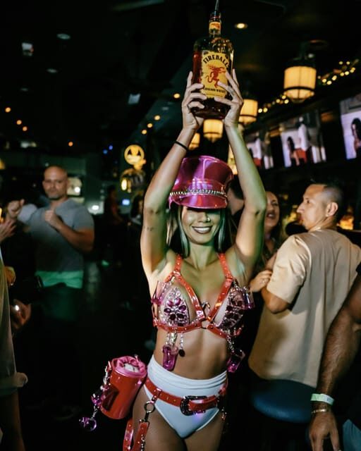 Miami Pub Crawl + Clubbing Experience - FAQs