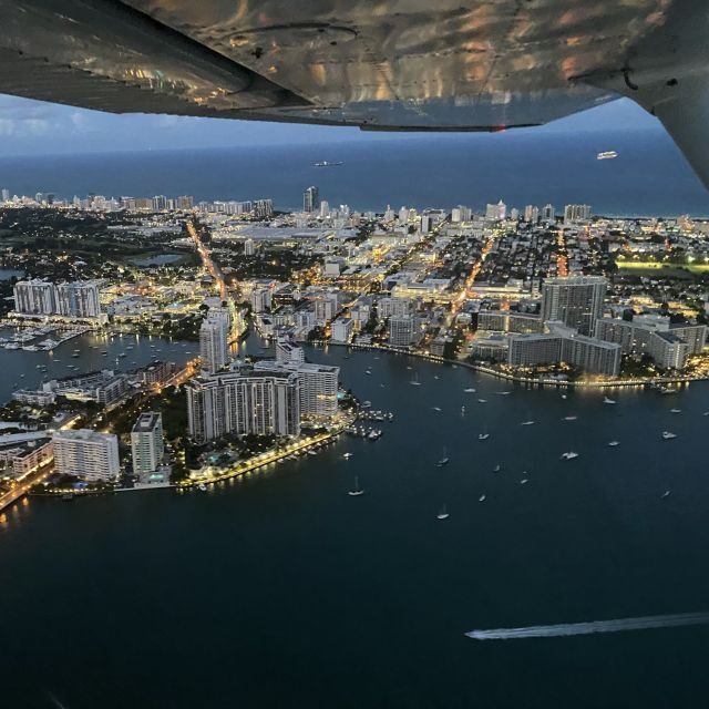 Miami: Romantic 1-Hour Private Flight Tour with Champagne - Key Points