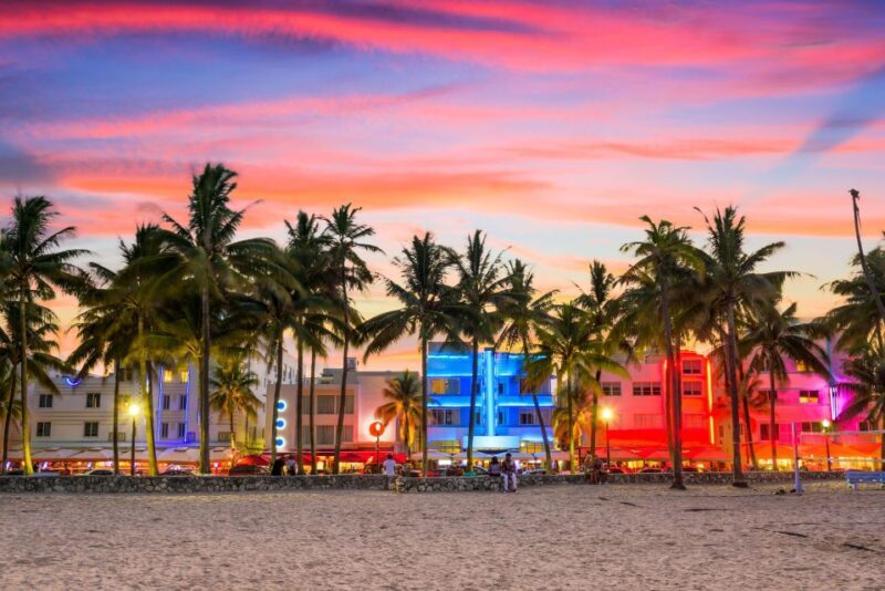 Miami: Small Group Night Tour with Skyviews Wheel Ride - Key Points