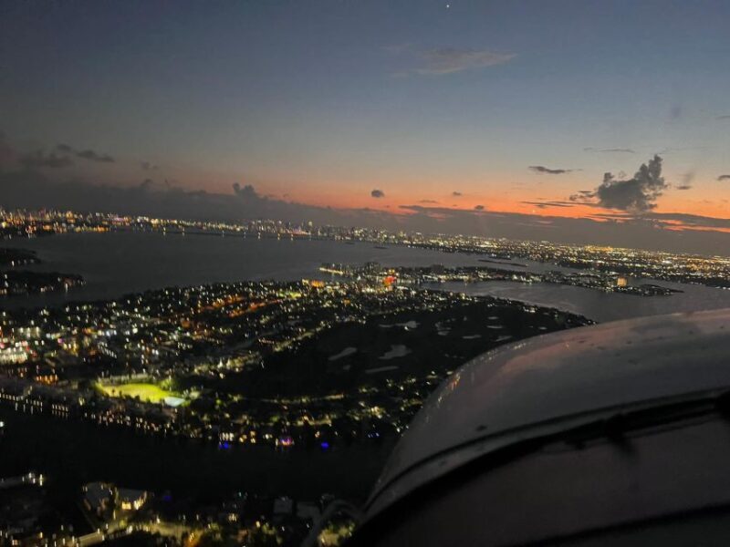 Miami: South Beach Private 35-Minute Guided Flight Tour - Who Should Consider This Tour?