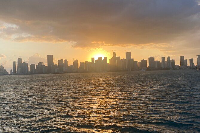 Miami Sunset Biscayne Bay and South Beach Cruise - What Is the Miami Sunset Biscayne Bay and South Beach Cruise?