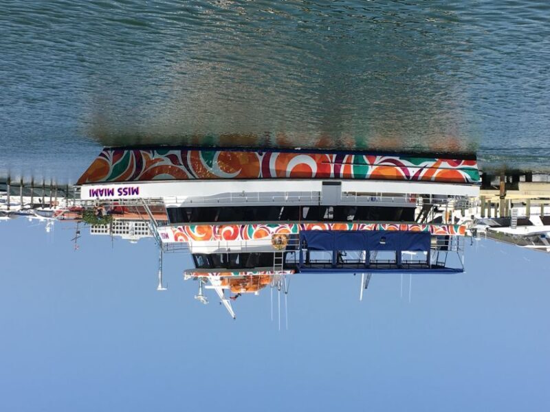 Miami: Sunset Cruise with Celebrity Homes & Open Bar - FAQs