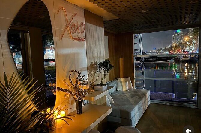 Miami Water Villa Private Luxury Yacht for rent Up to 35 Guests - FAQ