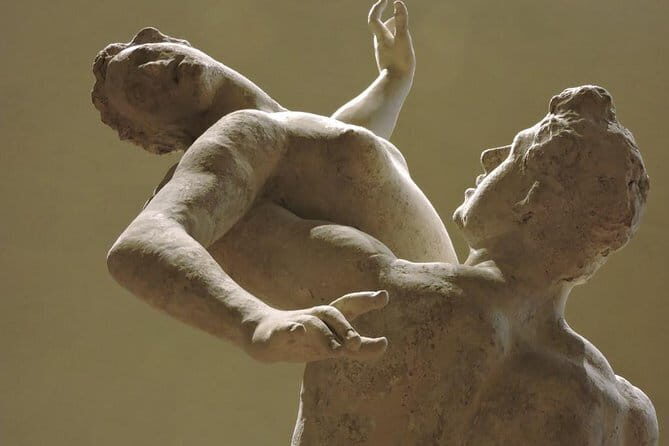 Michelangelo's David tour and entry tickets - Small group tour - An In-Depth Look at the Experience