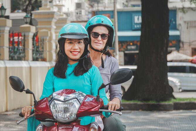 Michelin-rated Food Tour With Female Riders: A Culinary Adventure - Exploring Ho Chi Minh City on a Michelin-rated Scooter Food Tour