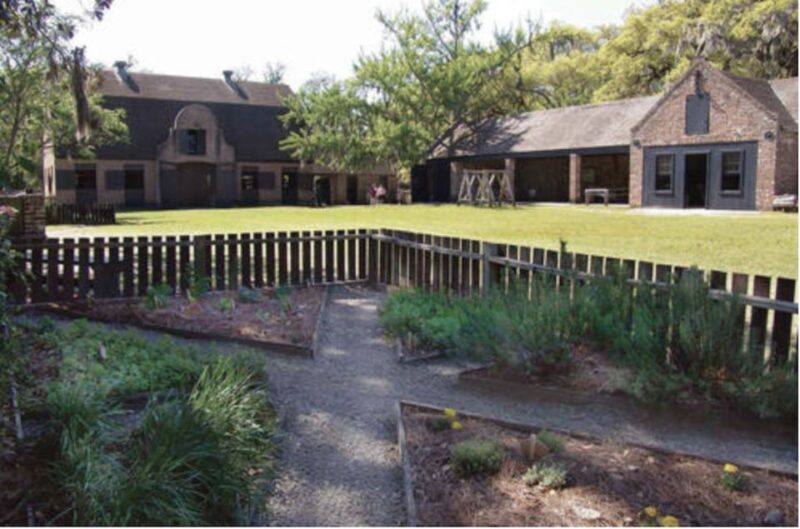 Middleton Place Plantation Tour - Guides and Personalities