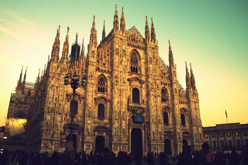 Milan by Night 2-Hour Walking Tour - Practical Tips for Travelers