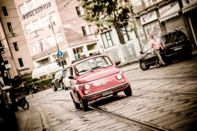 Milan: Fast Tour by Vintage Red Fiat 500 (30 mins, no stop) - Key Points