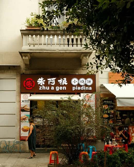 Milan: From Monumental Cemetery to Chinatown - Key Points