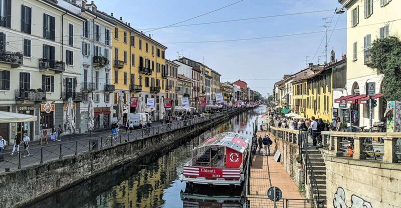 Milan: Navigli District Canal Boat Tour with Aperitivo - Key Points