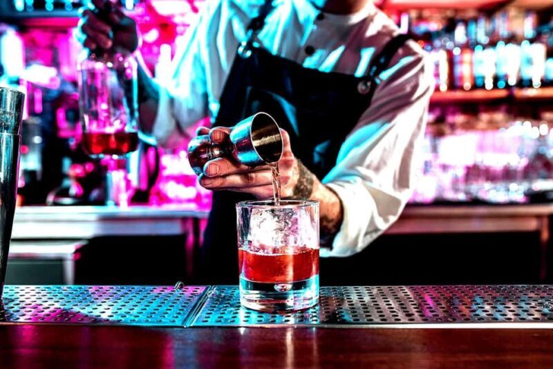 Milan Social Walk: Bars, Squares & Local Vibes - The Sum Up